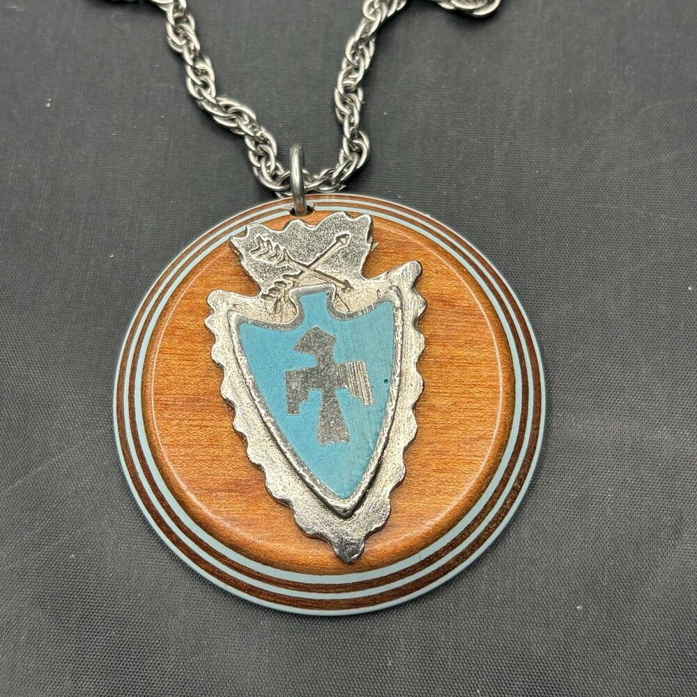 Silver Cable Necklace With Arrowhead Pendant & Blue Turquoise Stone Accent